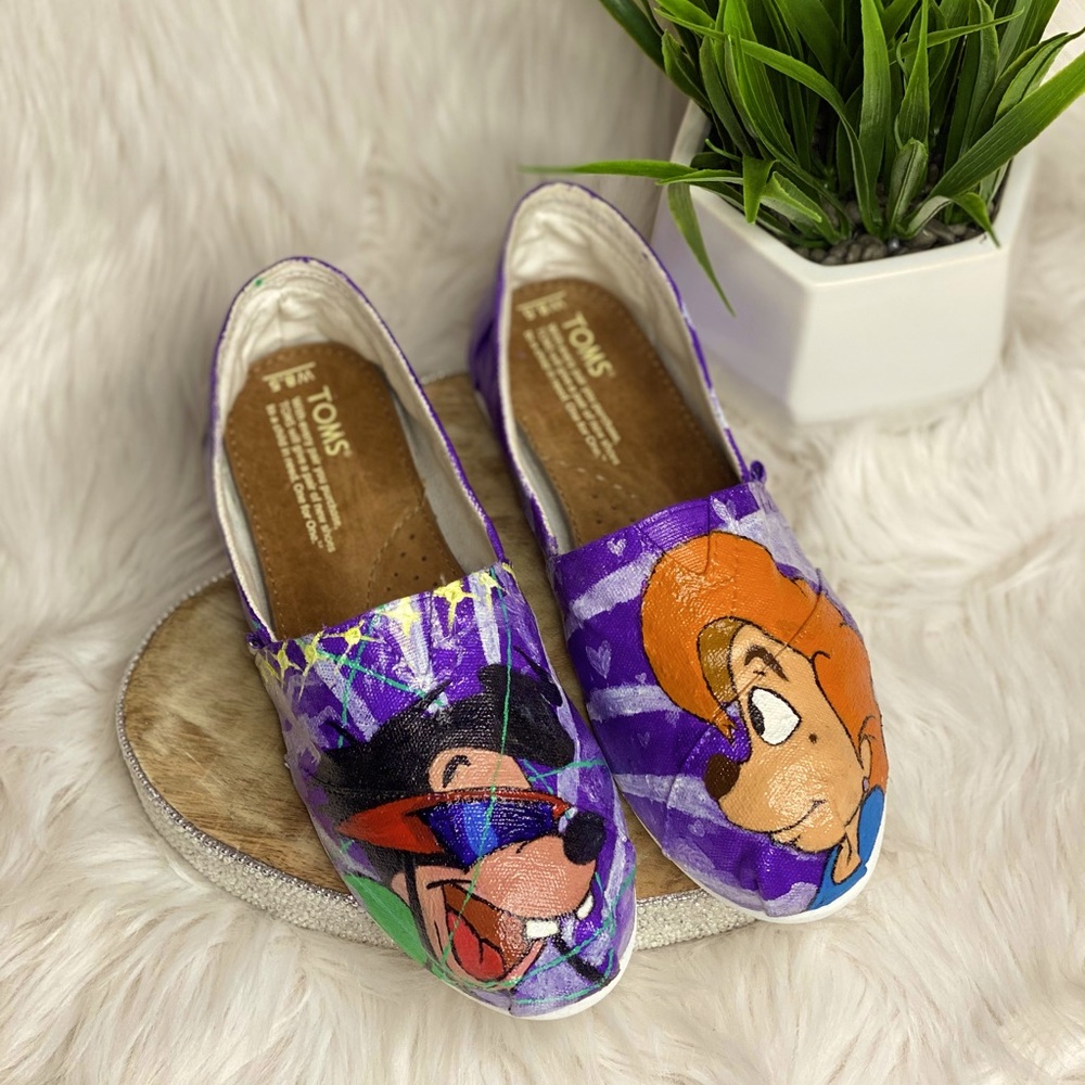 A Goofy Movie Hand Painted Toms